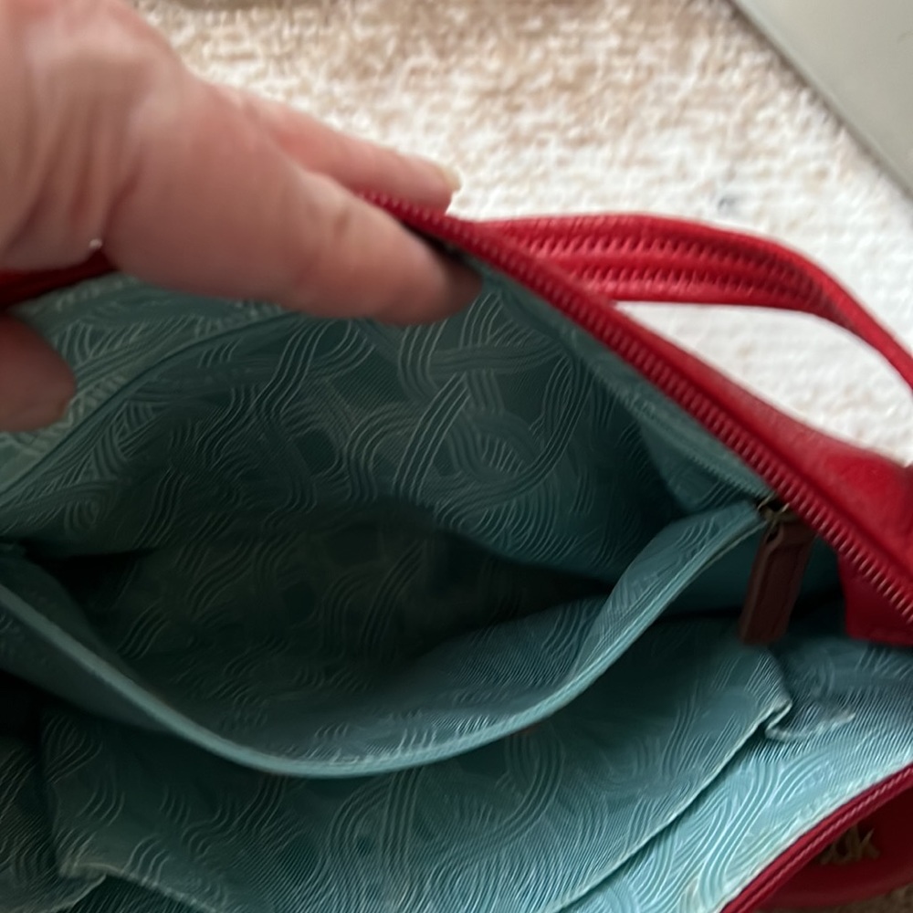 SAK RED ❤️ LEATHER BAG .. new condition - Picture 11 of 12
